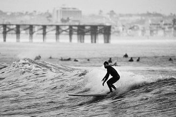 Surfeur, Pacific Beach, San Diego, Californie sur Siem Clerx