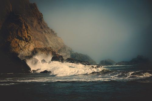 Surf at the Pfeiffer Beach