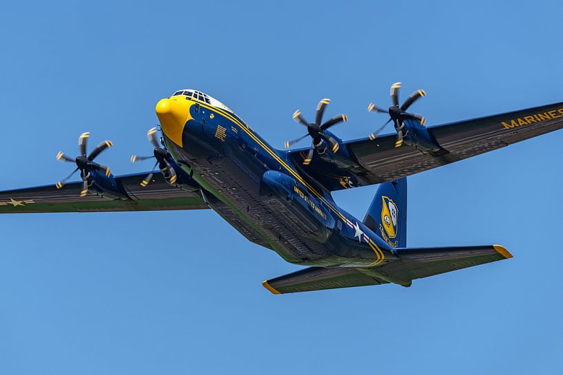 Blue Angels Lockheed C-130J Hercules &quot;Fat Albert&quot;. par Jaap van den Berg