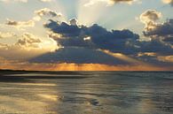 Strand en zee bij Ouddorp van Michel van Kooten thumbnail
