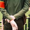 Disziplin im Detail: Uniform und Symbolik in Hanoi von NZME Photography