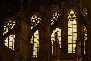 Close-up ramen Domkerk in Utrecht gezien vanaf Achter de Dom van Donker Utrecht