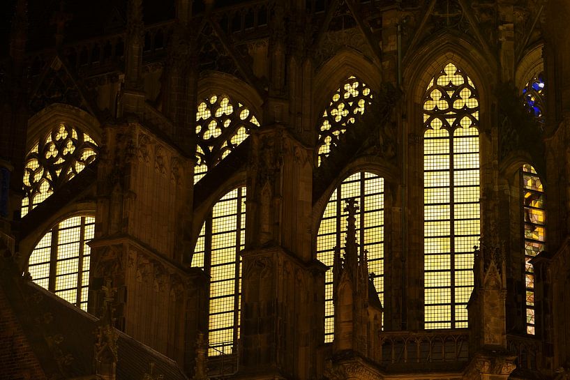 Close-up ramen Domkerk in Utrecht gezien vanaf Achter de Dom par Donker Utrecht