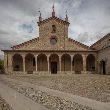 Kerk van abdij in Bibbio,  Piemont, Italie