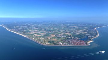 Walcheren van Boven — Zomerse Blik over Zee en Land