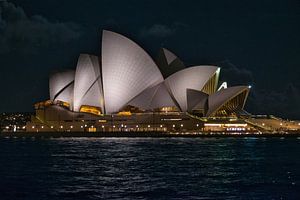 Das Opernhaus von Sydney bei Nacht
