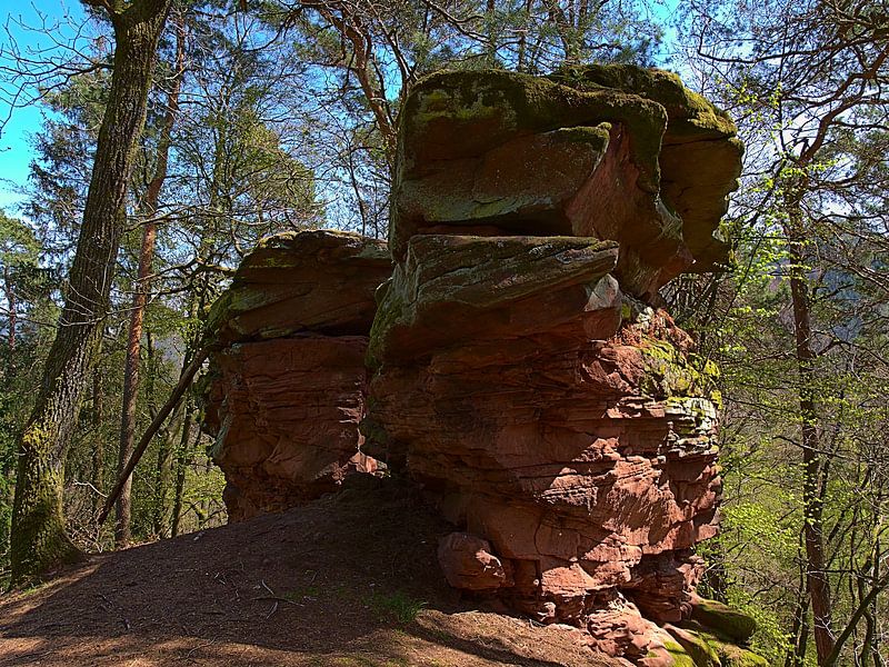 Zandsteenrotsen in het Pfälzerwald van Timon Schneider