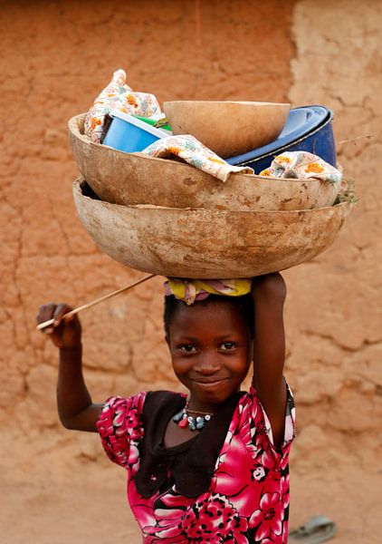 Meisje uit Kalalé, Benin van Cora Unk