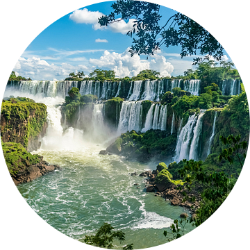 De beroemde Iguazu Watervallen in Zuid Amerika van Ivo de Rooij