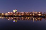 Utrecht in the evening: Veilinghaven or Parkhaven, apartments and historic ships plus head office Ra by Russcher Tekst & Beeld thumbnail