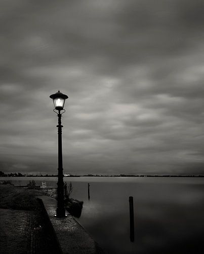 Le feu de la rue du lac