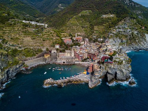 Vernazza by Droning Dutchman
