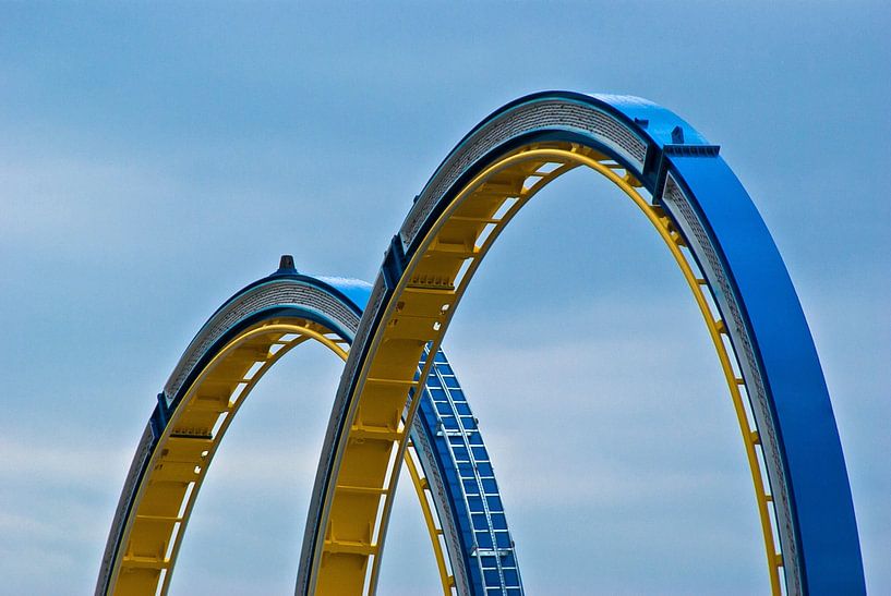The double loop by Norbert Sülzner