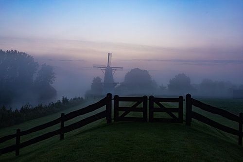 Zonsopkomst bij molen "De vlinder"