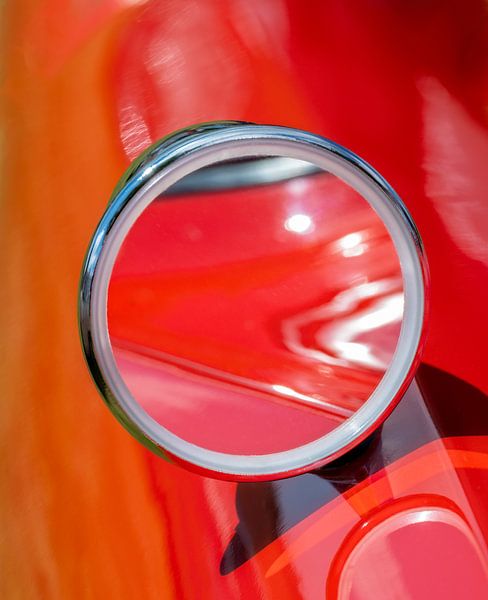 Rétroviseur extérieur d'une voiture ancienne par ManfredFotos