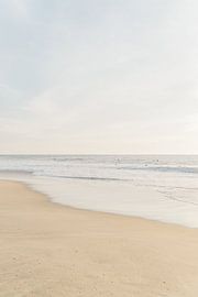 Surfer at Zicatela beach in Mexico by Franci Leoncio