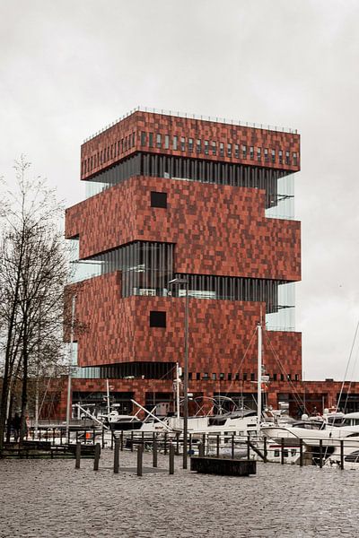 Antwerp by Hello Pompoyo
