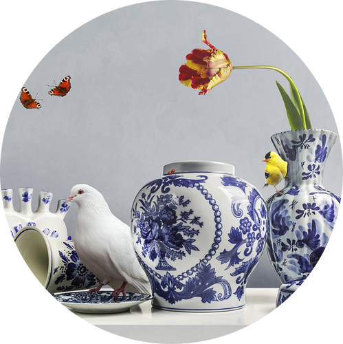 Bloemstilleven met Delfts Blauwe vazen