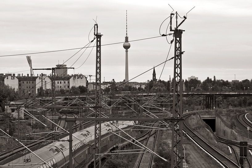 View from Bornholmer Straße station to the Berlin TV tower by Silva Wischeropp