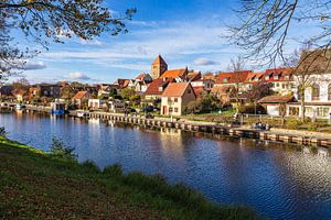 Blick auf die Pfarrkirche St. Marien in der Stadt Plau am See