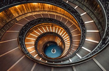 Treppe in der Vatikanstadt von Ton van den Boogaard