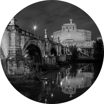 Engelenbrug en Castel Sant'Angelo te Rome zwart wit van Anton de Zeeuw