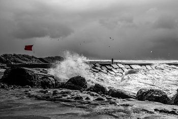 Sturm auf der Zuidpier von IJmuiden Sturm an der Küste