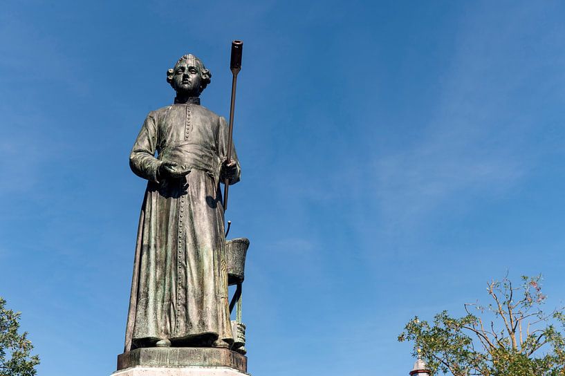 Statue of Johannes Petrus Minckelers by Richard Wareham