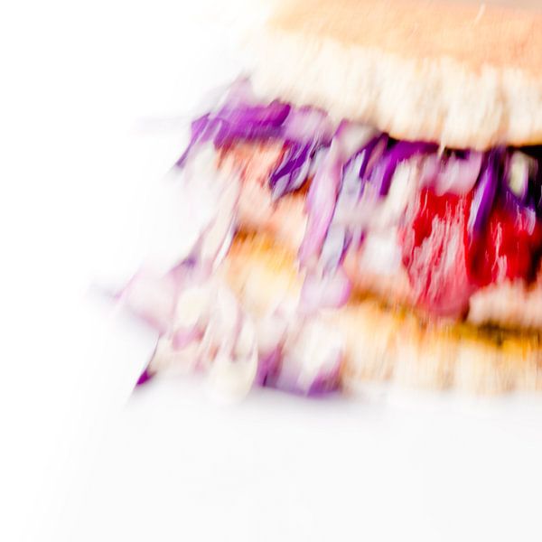 Broodje hamburger | Stilleven van Henriëtte Mosselman