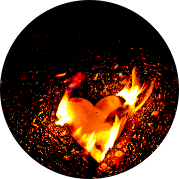 burning heart (3) van Norbert Sülzner