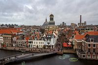 Old city center of Leiden where Old Rhine and New Rhine merge.