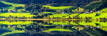 Panorama Oppheimsvatnet,  Hordaland, Noorwegen van Henk Meijer Photography