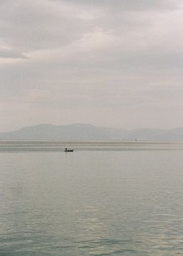 Le bateau à l'horizon sur puckonfilm