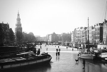 Amsterdam on ice by Dick Besse