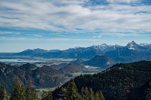 Neuschwanstein, Tegelberg, Vils, Forggensee, Füssen, Falkenstein met verse sneeuw in de herfst