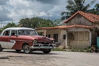 Oldtimer in Vinales Cuba van Celina Dorrestein thumbnail