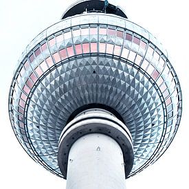 Berlin TV Tower by Violetta Honkisz