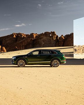 Bentley Bentayga 'Azure' van Dennis Wierenga