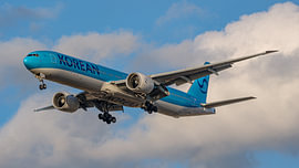 Korean Air Boeing 777-300ER passenger aircraft. by Jaap van den Berg