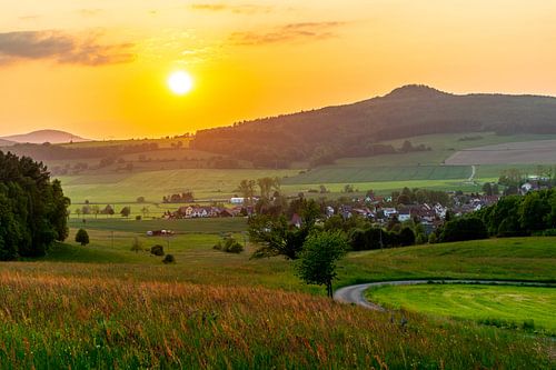 Zomer fietstocht door het Schmalkalden platteland naar Werratal bij Breitungen - Thüringen - Duitsland