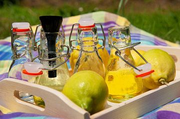 Huisgemaakte limonade van citroenen van Ivonne Wierink
