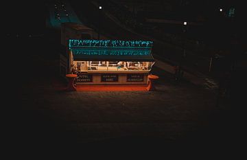 Oliebollenkraam op Jaarbeursplein, Utrecht van Bart van Lier