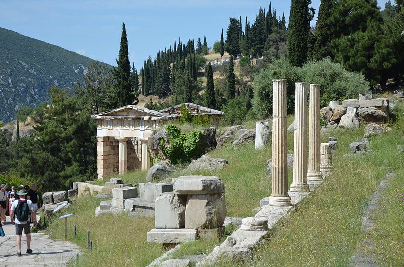 Dans la belle ville de Delfi, le Tholos. par Floor Fotografie