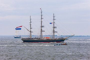 Clipper Stad Amsterdam met de KNRM van Brian Morgan