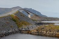 Atlantic Road Noorwegen van Menno Schaefer thumbnail