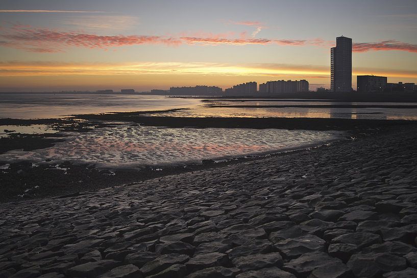 Skyline Terneuzen van Niek Goossen