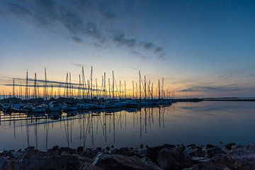 Zonsondergang jachthaven Den Osse van Maikel Straub