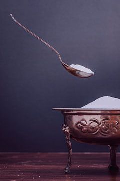 Flying Food: Flying Spoon by Gaby Mohr