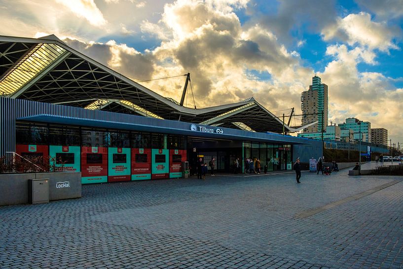 Station Tilburg by Freddie de Roeck