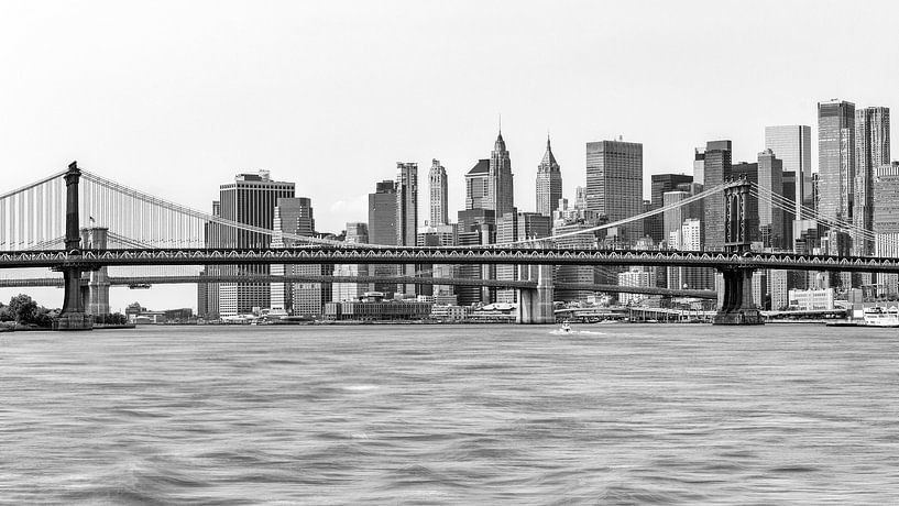 Manhattan skyline by Mark Bolijn